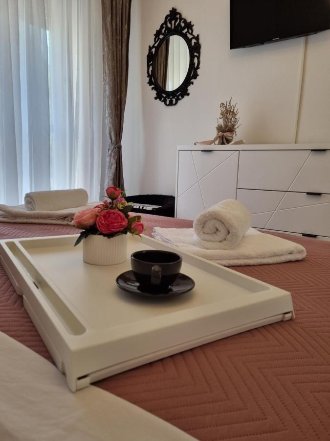 Babylu Apartman Zadar Bagian luar foto