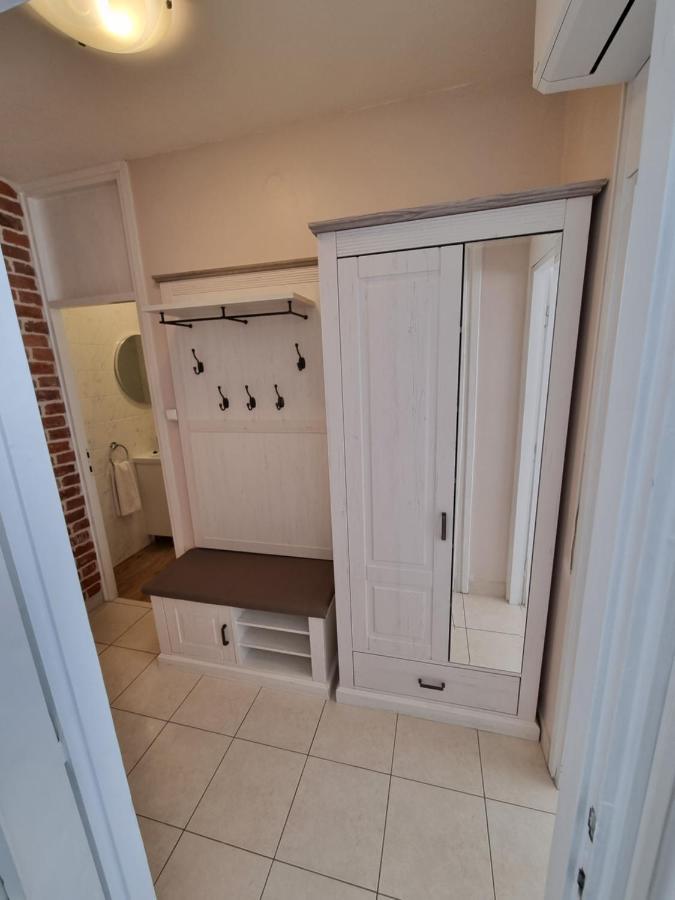 Babylu Apartman Zadar Bagian luar foto