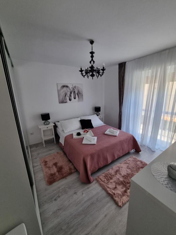 Babylu Apartman Zadar Bagian luar foto